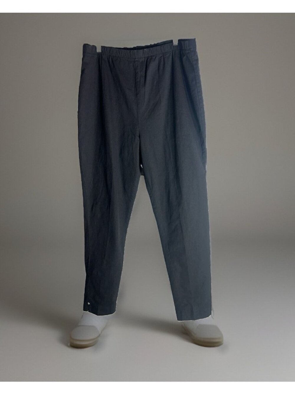 L.A. Blues Stretch Womens Size 22/24 Elastic Waist Black pants Flat front USA
